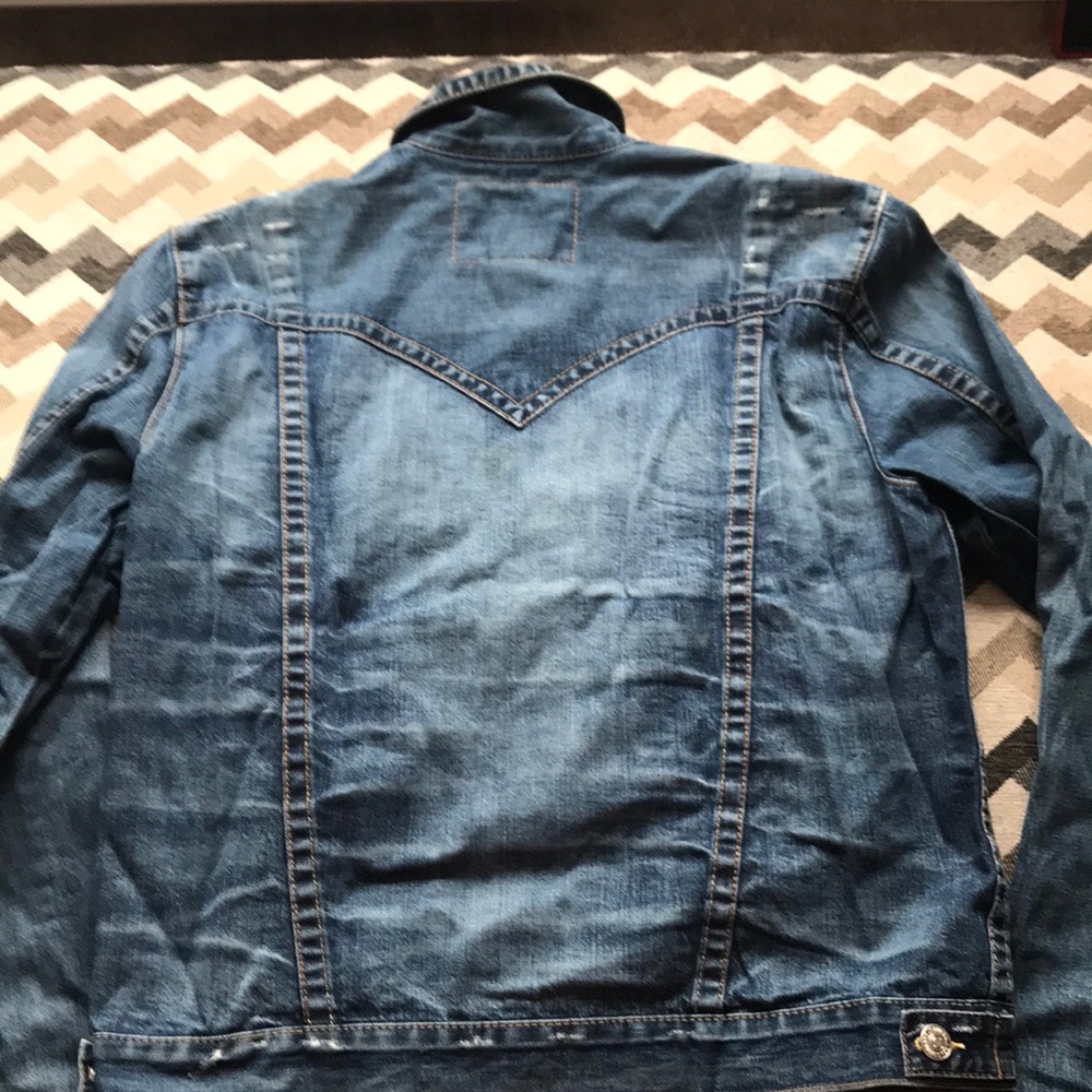 Jean jacket - Picture 2 of 3